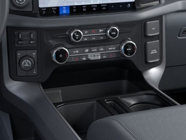 New 2026 Oxford White Ford XLT image 15