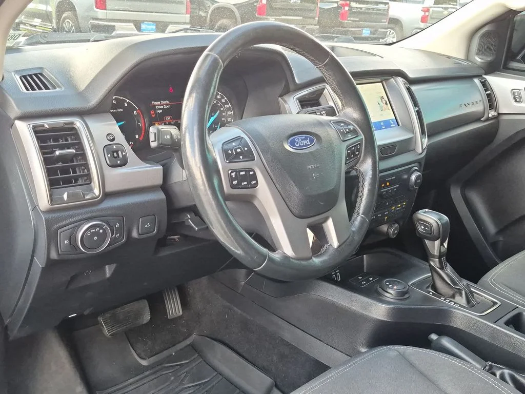 Used 2021 White Ford XLT image 26
