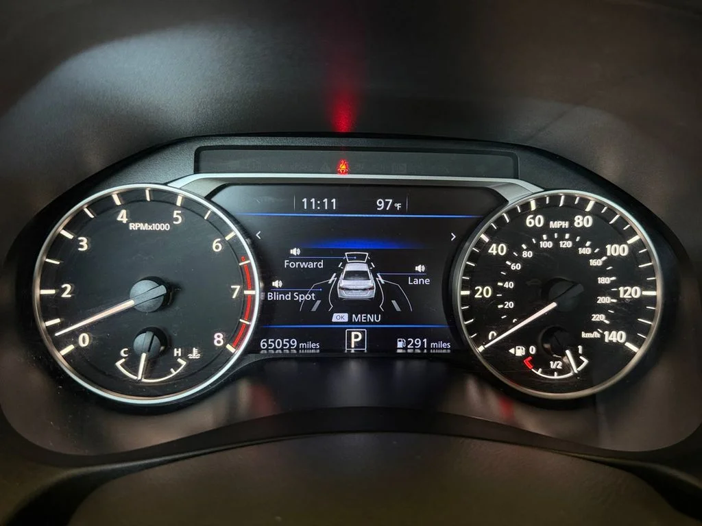 Used 2023 Gray Nissan 2.5 SV image 19