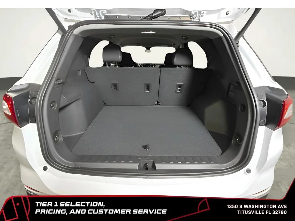 Used 2021 SUMMIT WHITE Chevrolet LT image 26