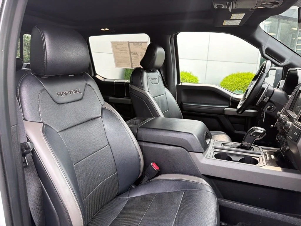 Used 2017 Oxford White Ford Raptor image 15