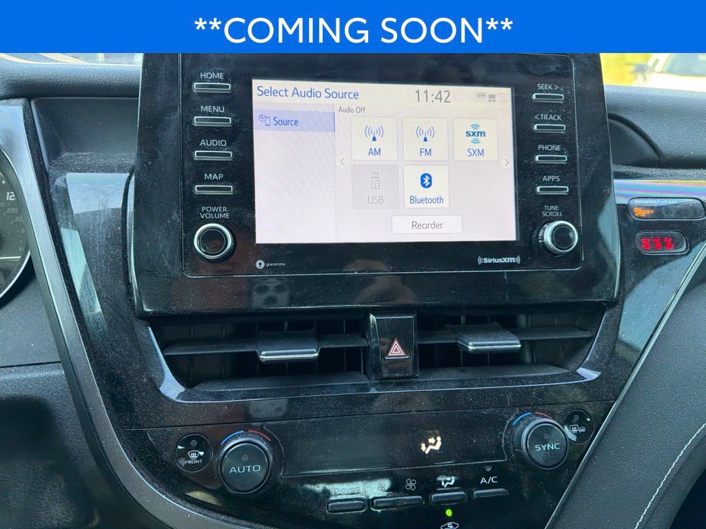Used 2022 White Toyota SE Nightshade image 15