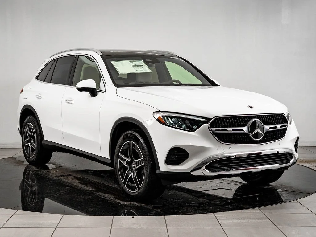 Used 2026 Polar White Mercedes-Benz GLC 300 image 5