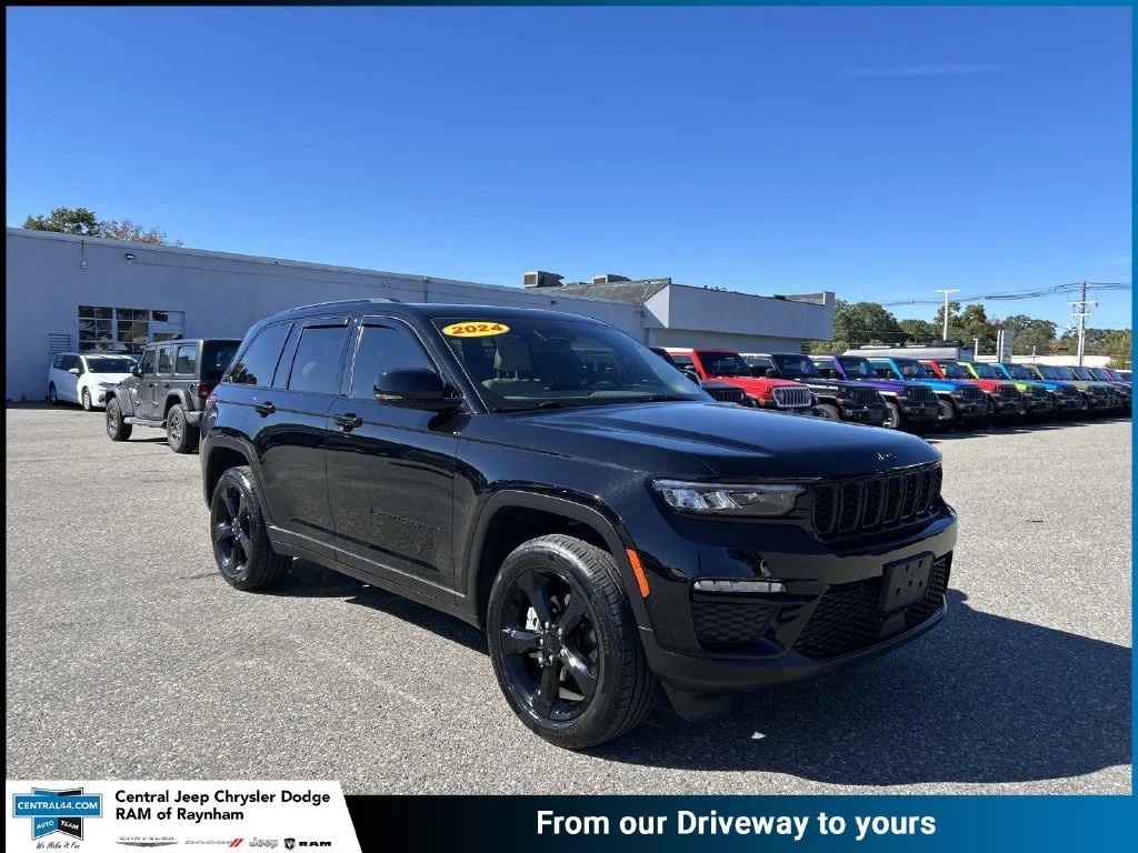 Certified Used 2024 Black Jeep Limited image 1