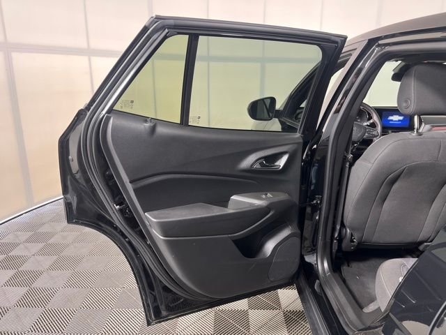 Used 2024 Black Chevrolet 1RS image 32