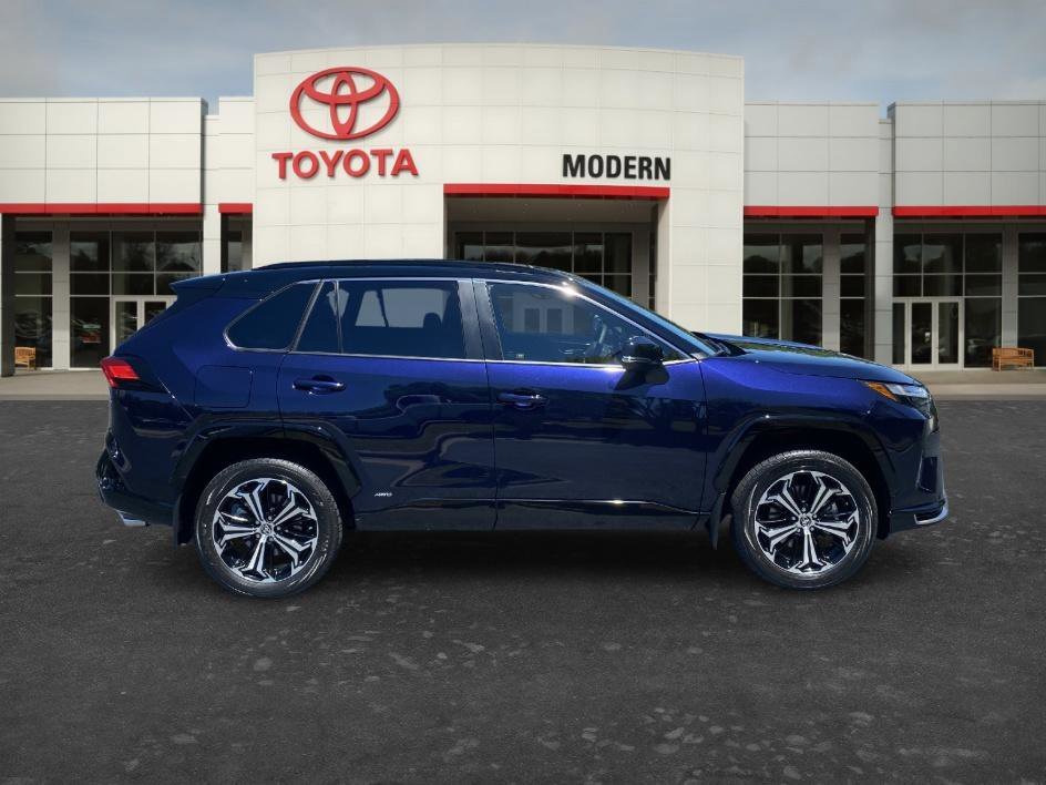 Used 2025 Blueprint/Mid Blk Met Toyota XSE image 4
