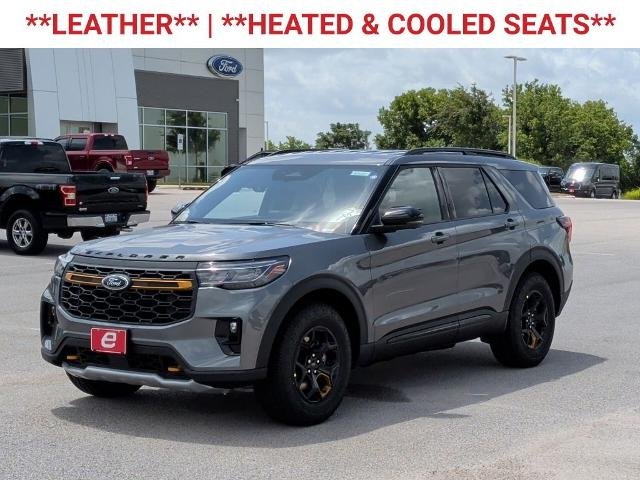 New 2026 Carbonized Gray Metallic Ford Tremor® image 53