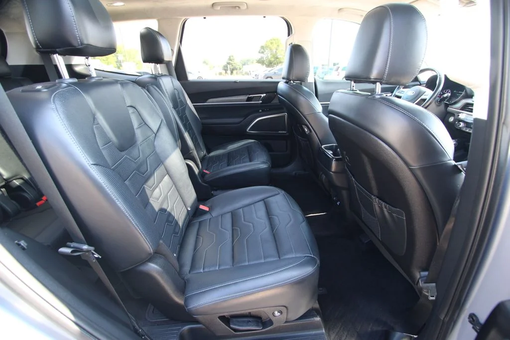 Used 2021 Silver Kia SX image 9