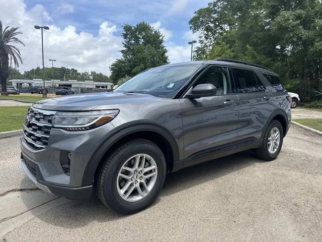 New 2026 Carbonized Gray Metallic Ford Active image 6