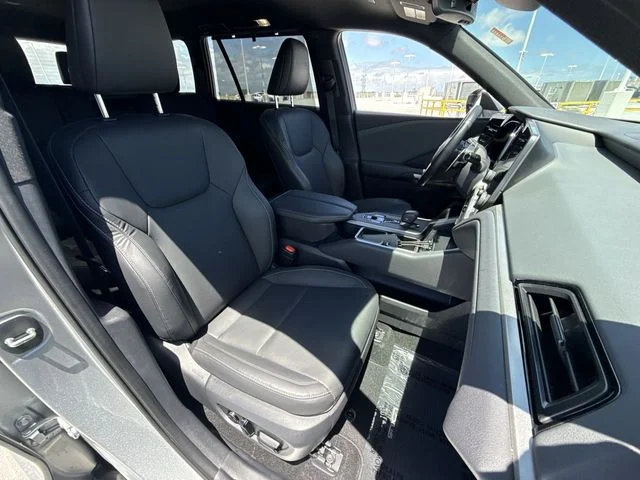 Used 2025 Silver Lexus 350 image 26