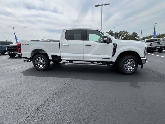 New 2026 Star White Metallic Tri-Coat Ford Lariat image 2