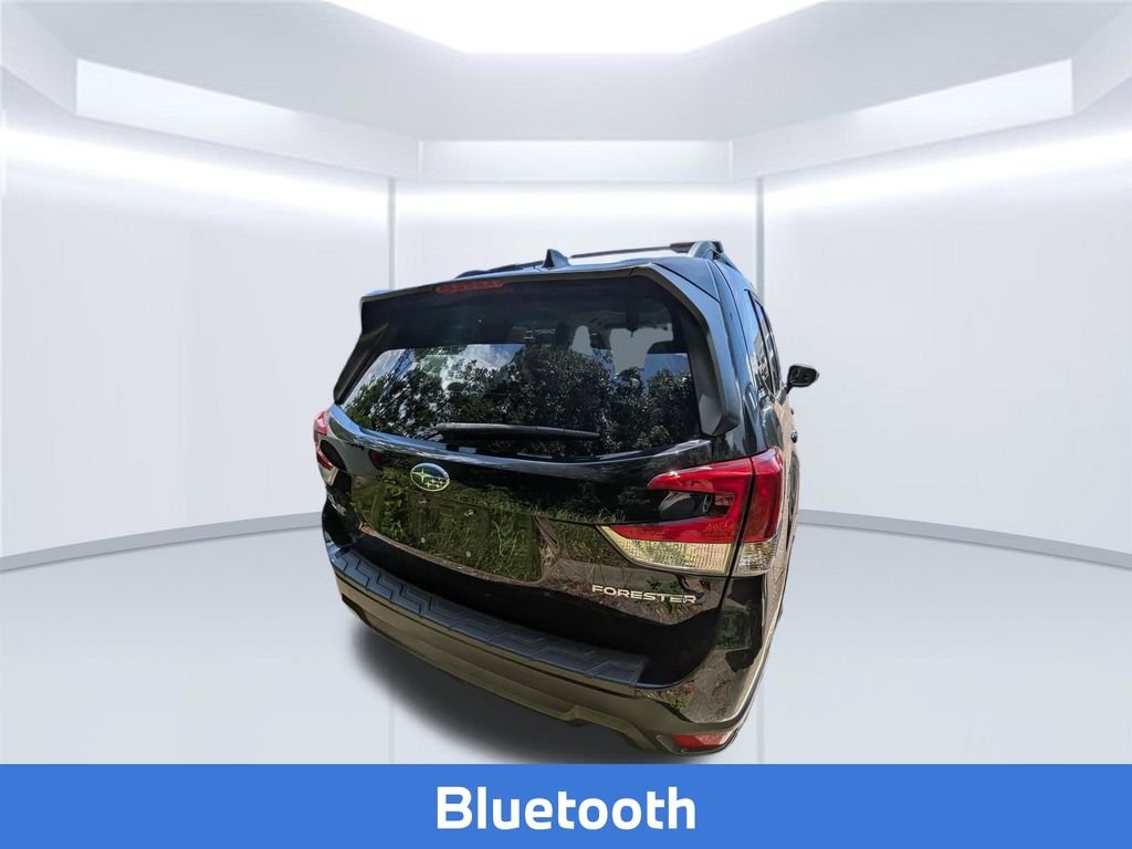 Used 2020 Black Subaru Premium image 3