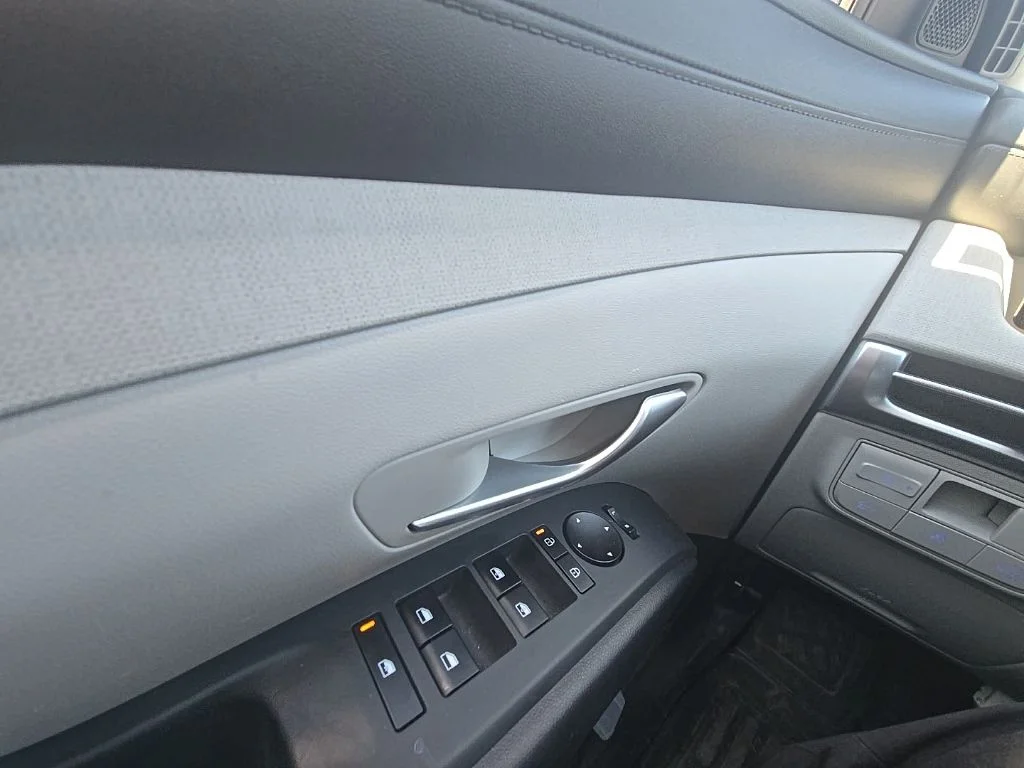 Certified Used 2026 Blue Hyundai SEL Convenience image 20