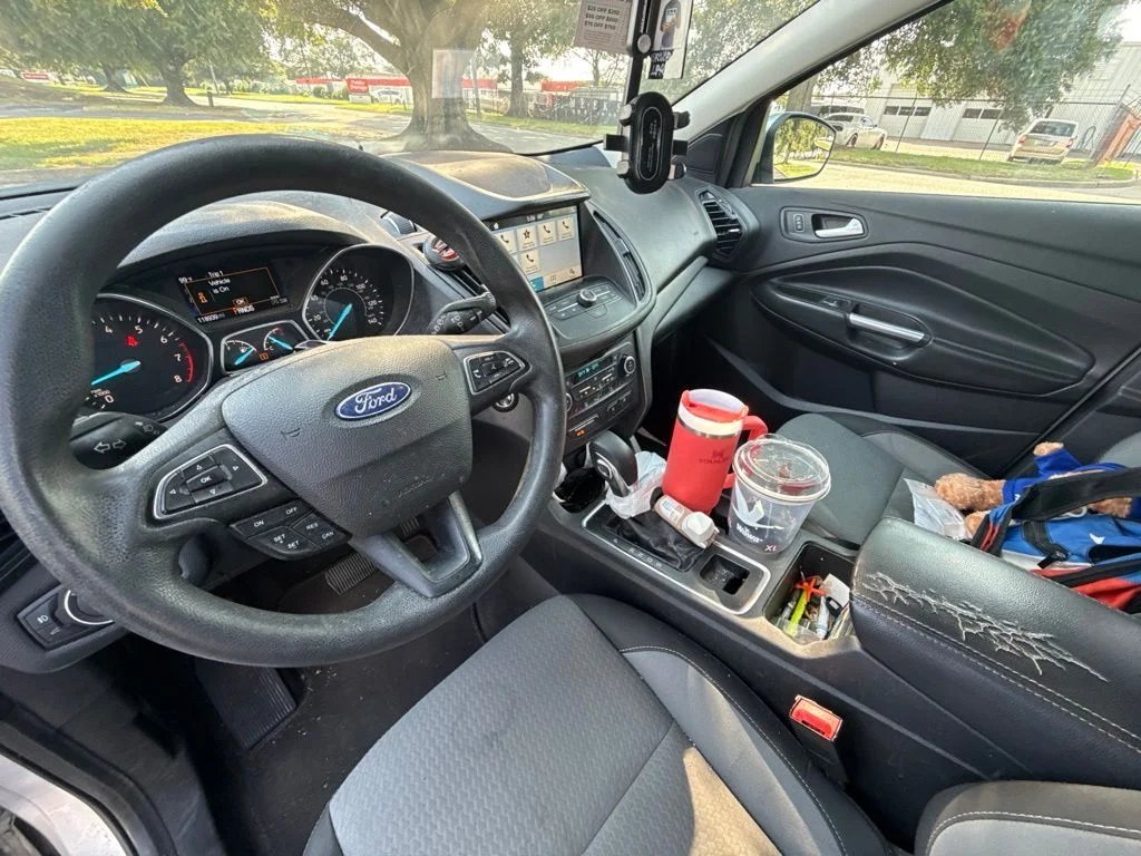 Used 2019 Silver Ford SE image 19