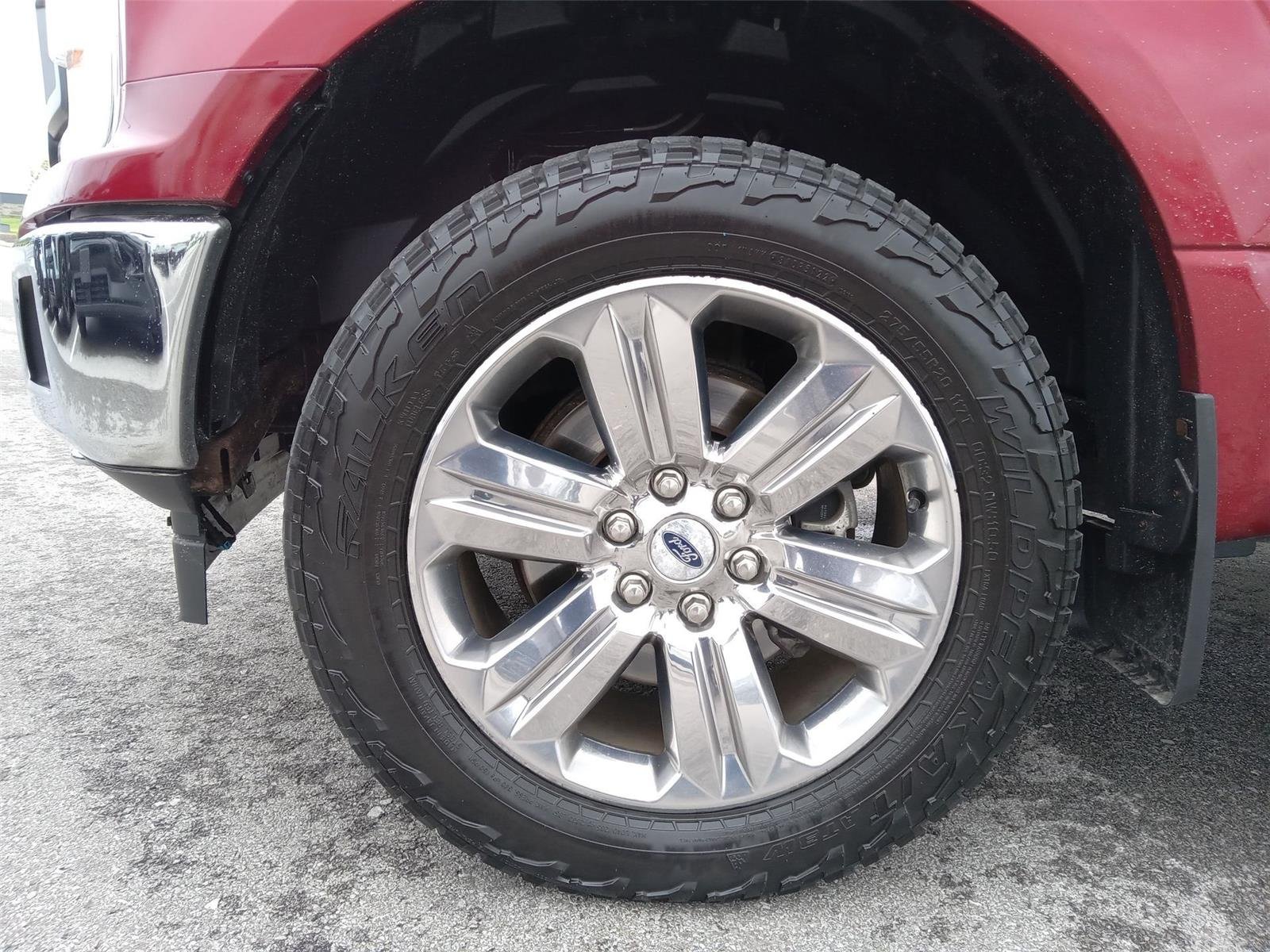 Used 2018 Red Ford XLT image 26