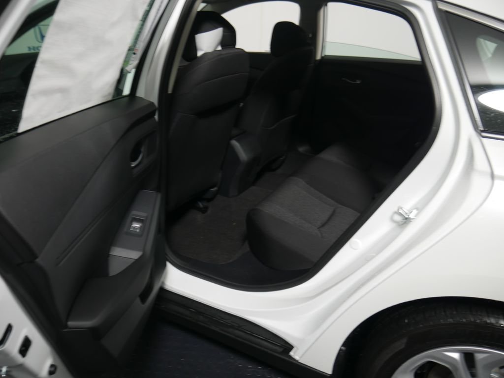 New 2026 Platinum White Pearl Honda LX image 15