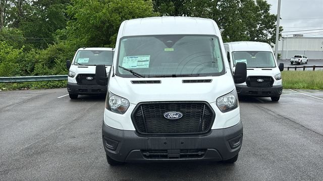 New 2026 Oxford White Ford Base image 6