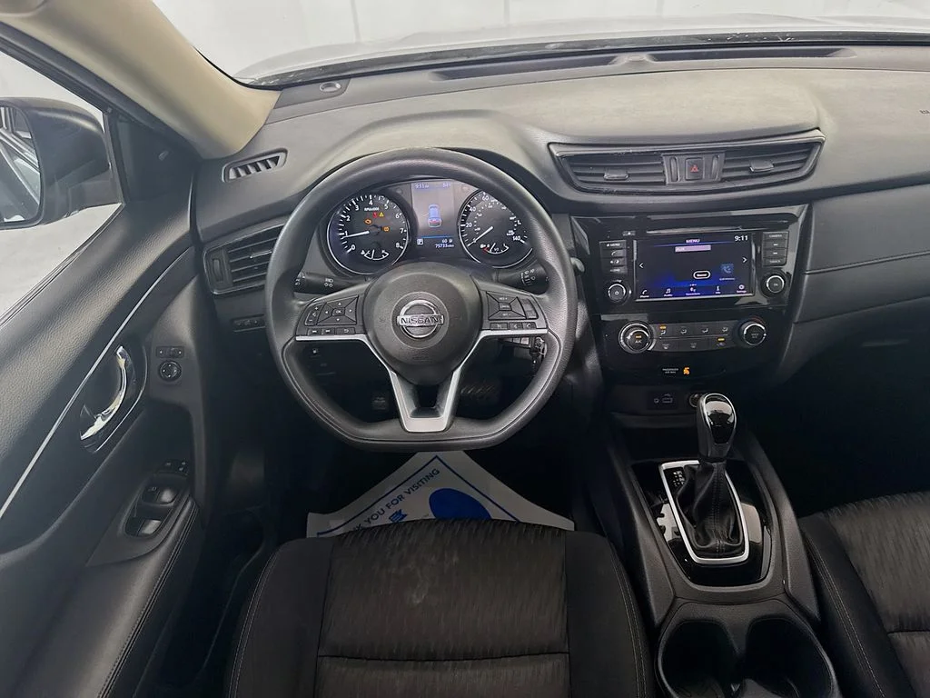 Used 2018 Magnetic Black Nissan S image 27