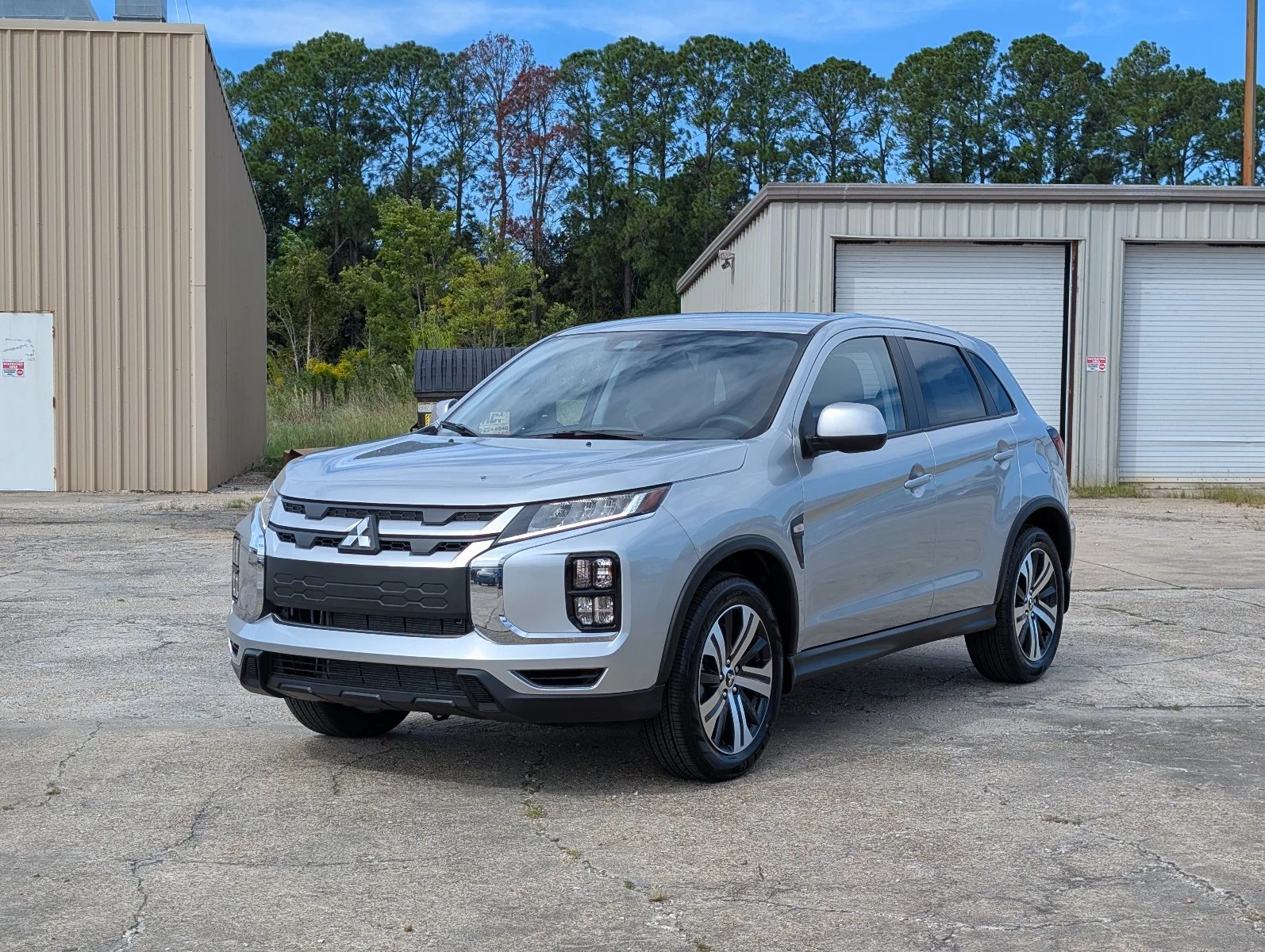 2027 Mitsubishi Outlander Sport ES