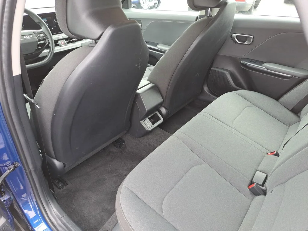 Used 2025 Blue Kia LXS image 15