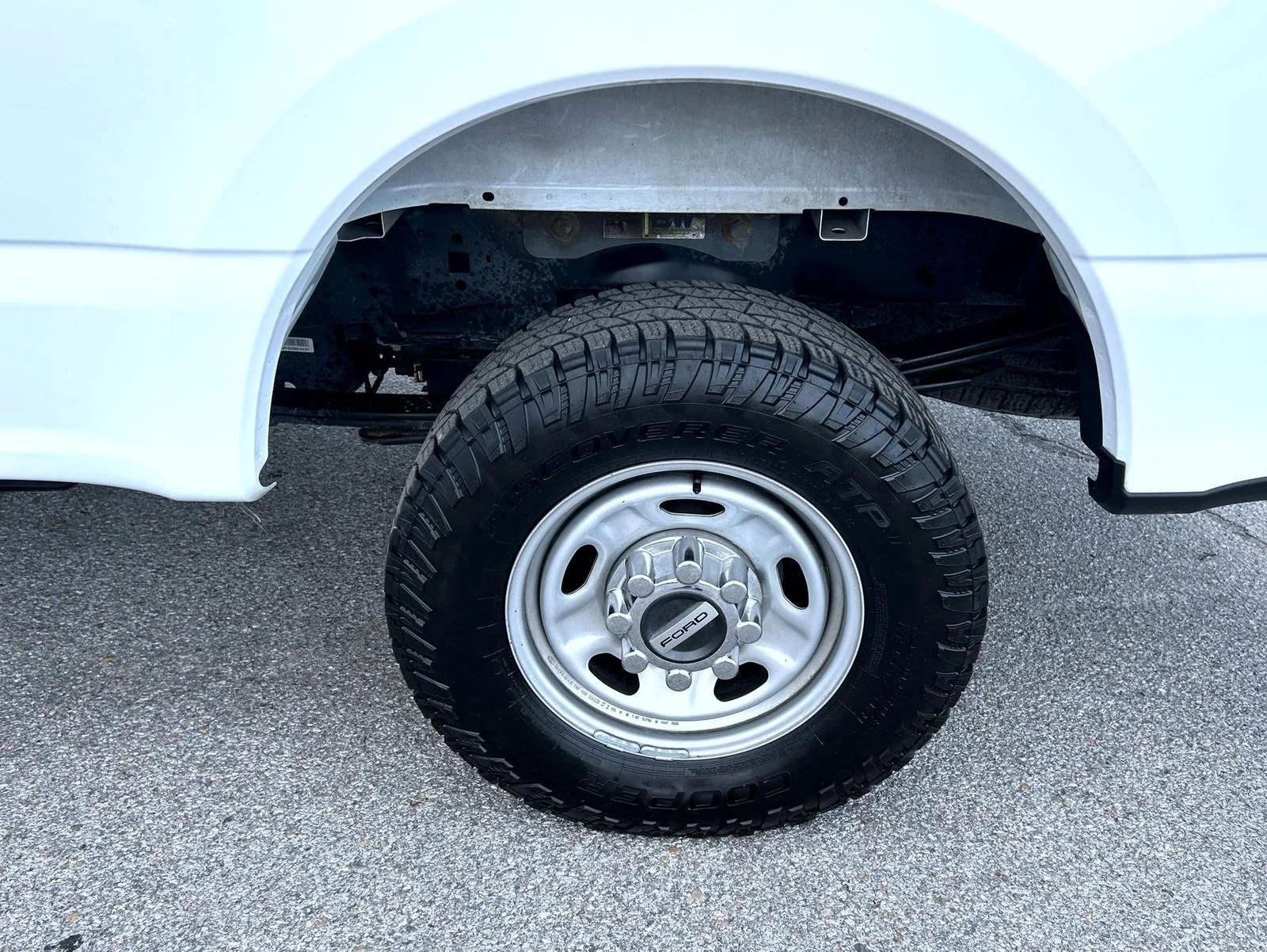 Certified Used 2024 White Ford XL image 23