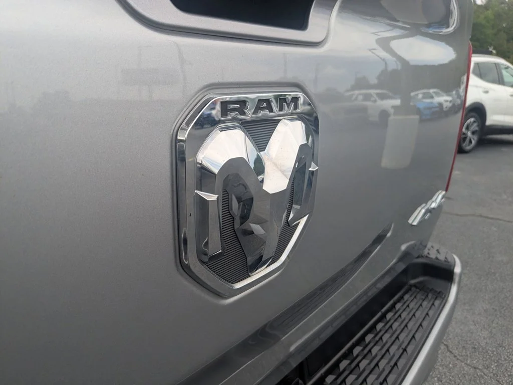 Used 2022 Billet Silver Metallic Clearcoat Ram Laramie image 27