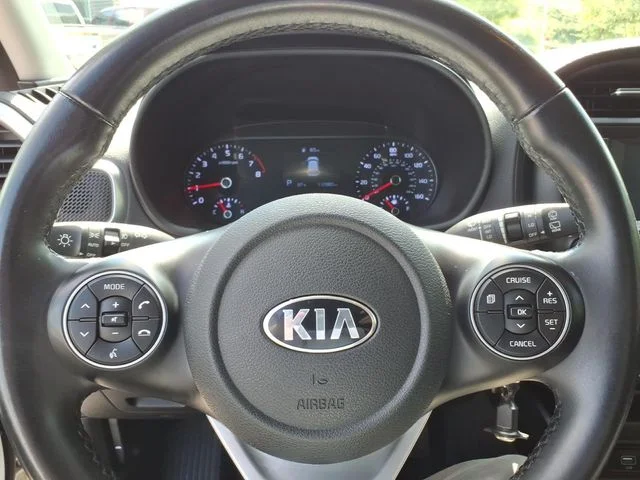 Used 2020 White Kia X-Line image 20