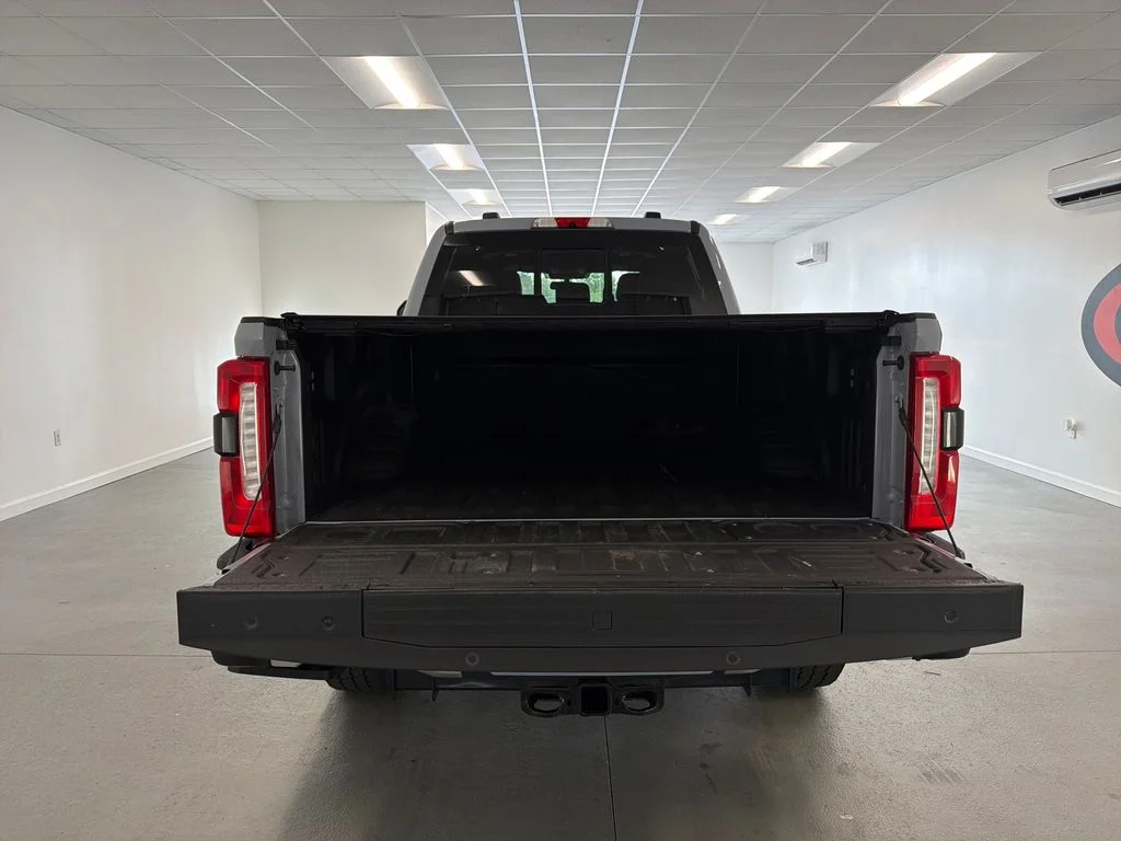 Used 2024 Gray Ford King Ranch image 8
