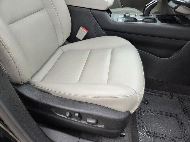 Used 2023 Stellar Black Metallic Cadillac FWD Luxury image 27