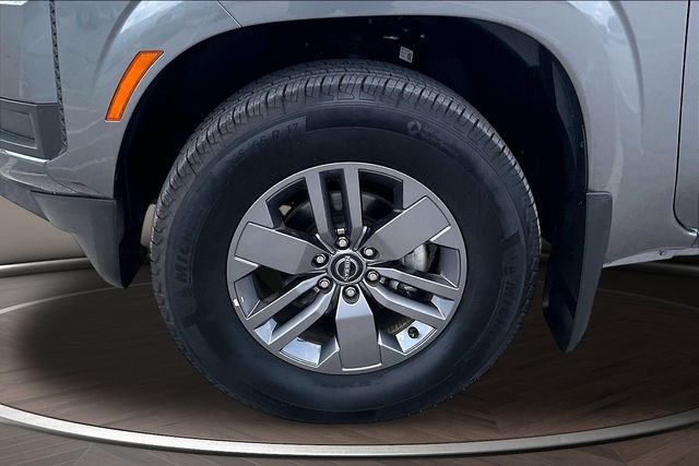 Used 2025 Gray Nissan SV image 8