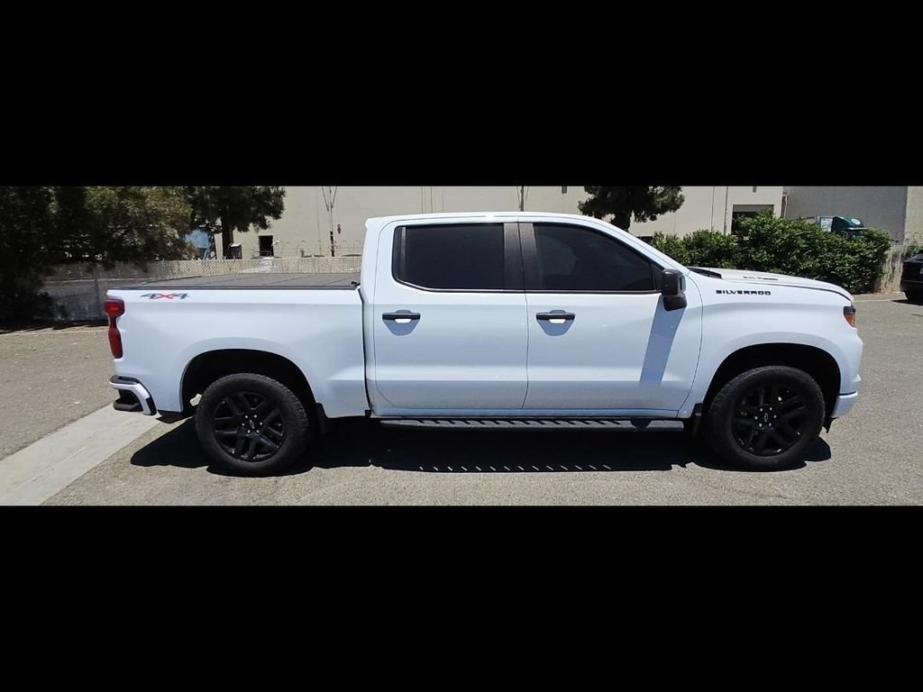 Used 2023 SUMMIT WHITE Chevrolet Custom image 7