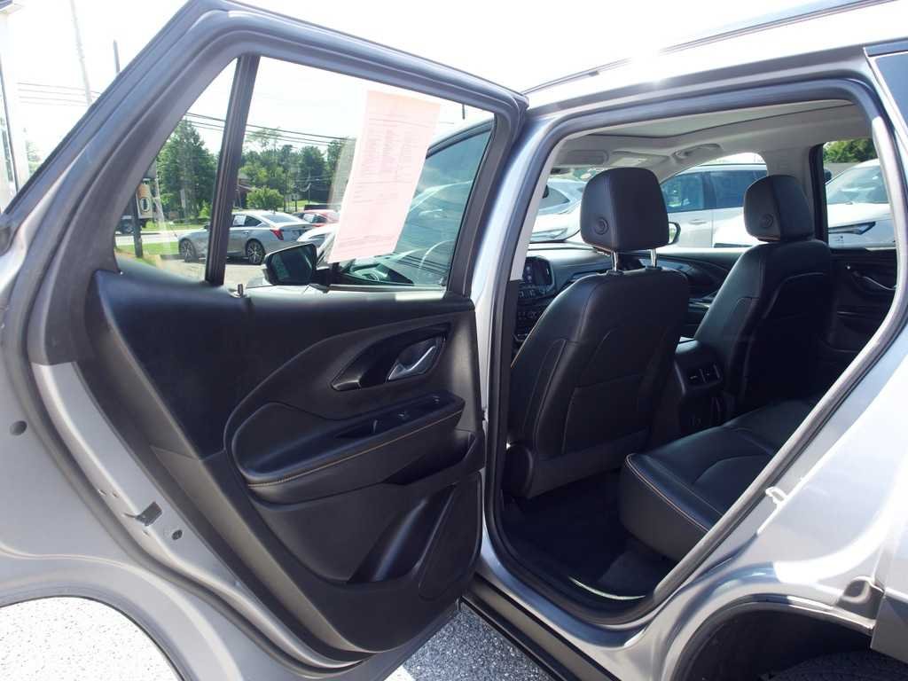 2024 GMC Terrain AT4 - Photo 16