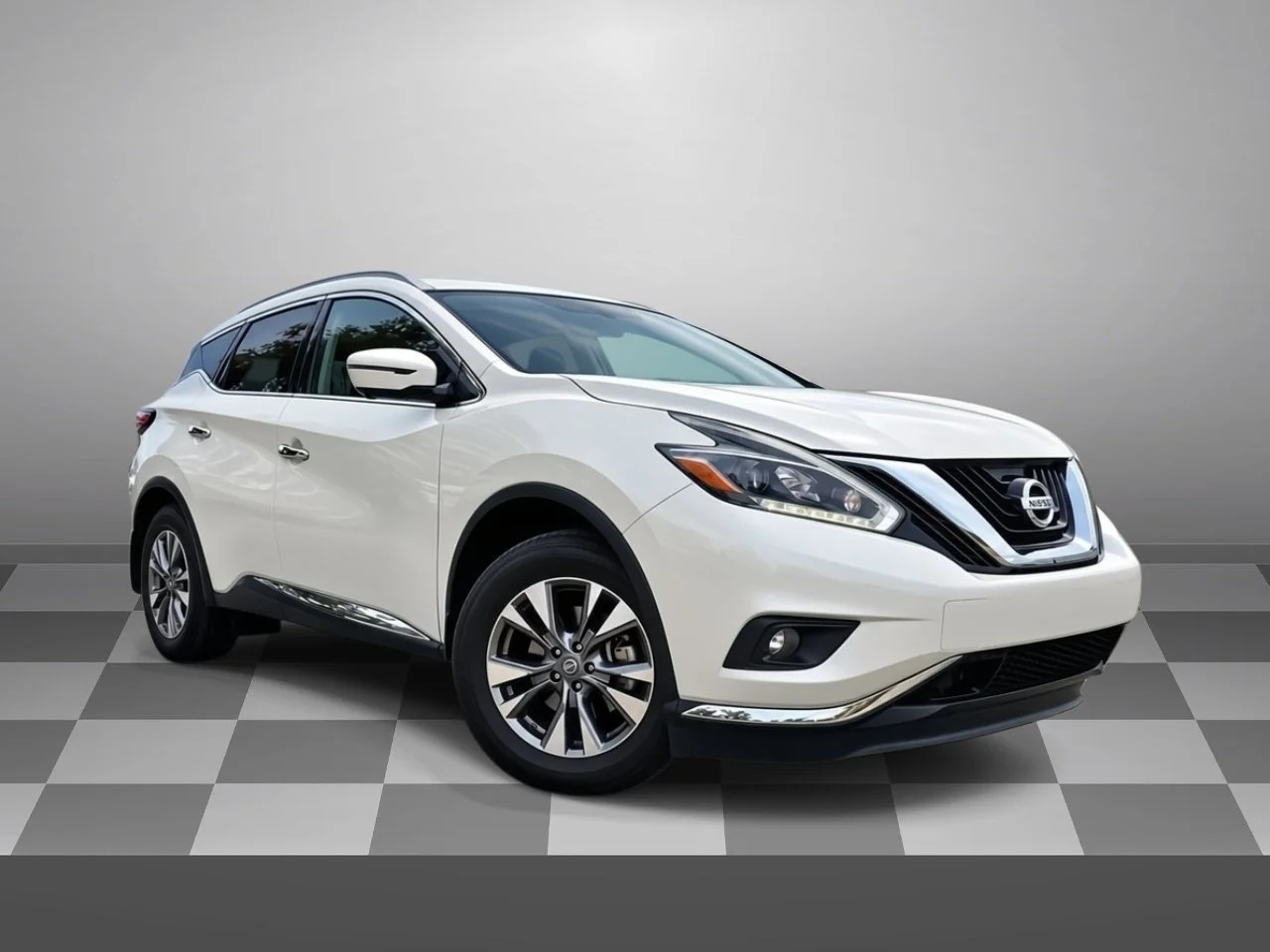 Used 2018 Pearl White Nissan SL image 1