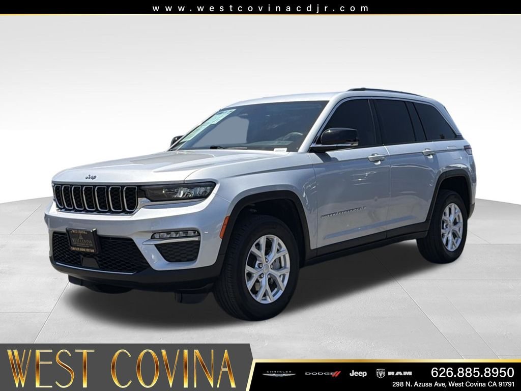 Used 2023 Silver Jeep Limited image 5