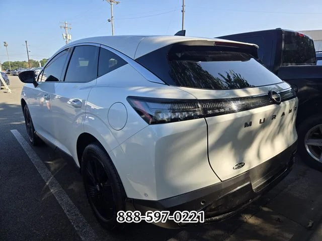 Used 2025 White Nissan SV image 4