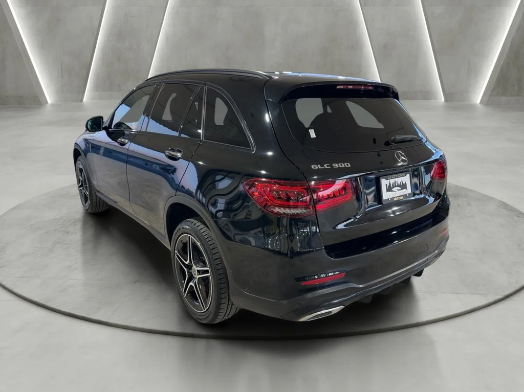 2022 Mercedes-Benz GLC GLC300 - Photo 5