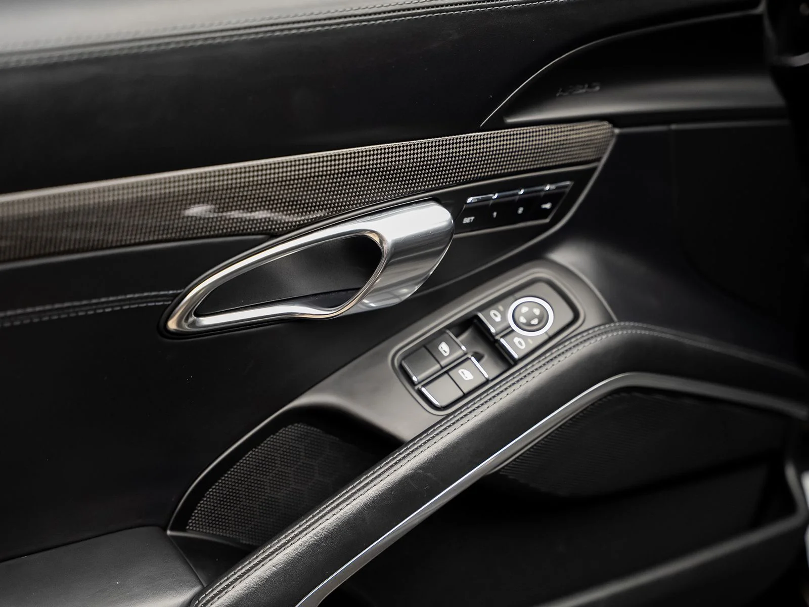 Used 2015 Black Porsche Turbo S image 63