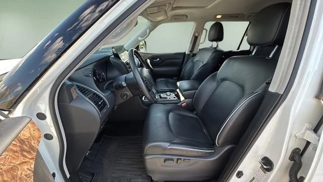Used 2023 White INFINITI PREMIUM SELECT AWD image 18