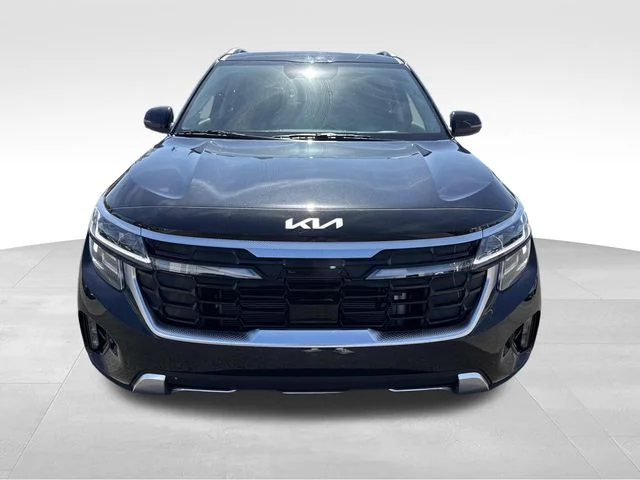 New 2026 Fusion Black Kia SX image 10