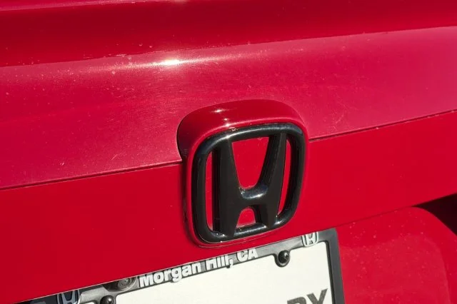 Used 2021  Honda Sport image 33