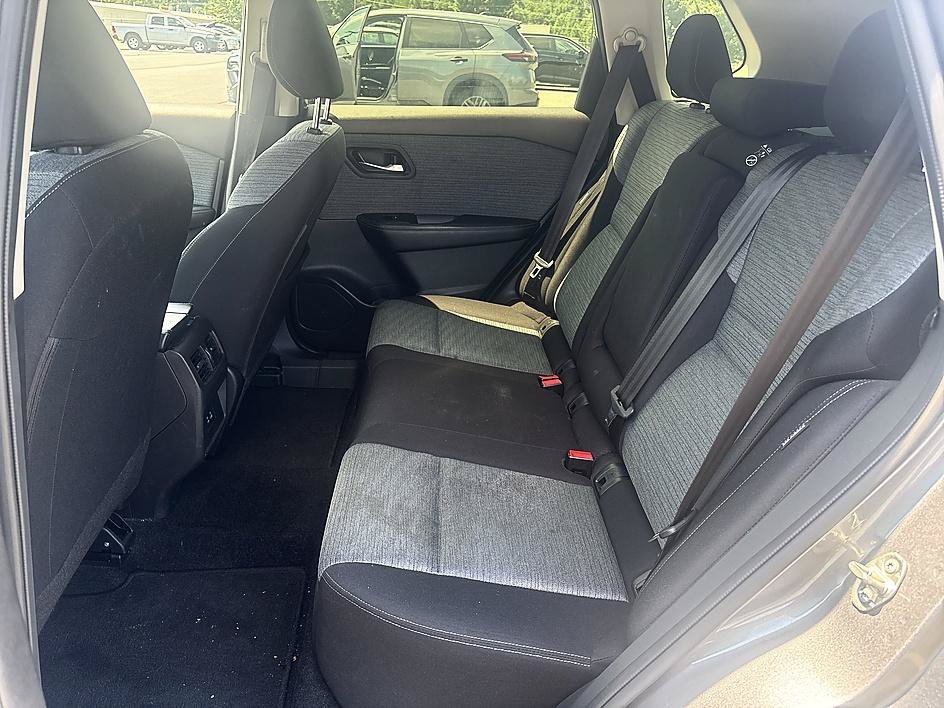 Used 2023 Gun Metallic Nissan SV image 22