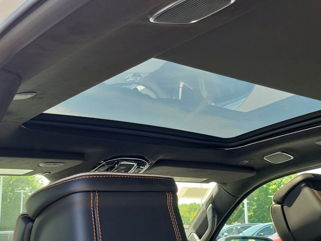 New 2026 Bright White Clearcoat Jeep Summit Reserve image 17