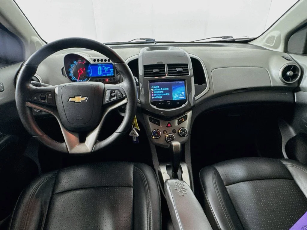 Used 2015 Gray Chevrolet LTZ image 25