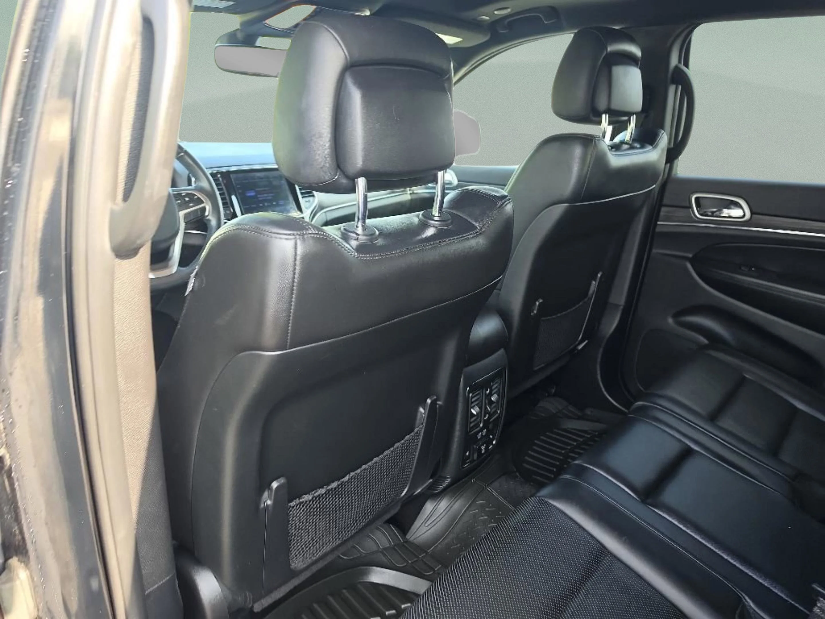 Used 2019 Black Jeep Limited 4x2 image 22