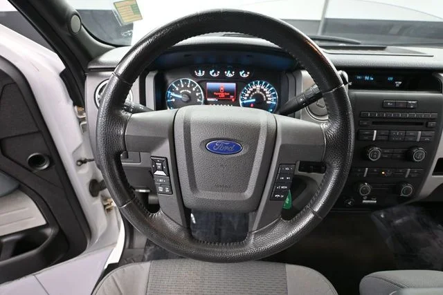 Used 2012 White Ford XLT image 25