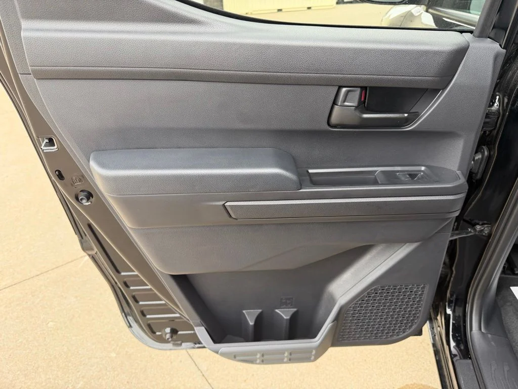2026 Toyota Tacoma SR5 - Photo 24