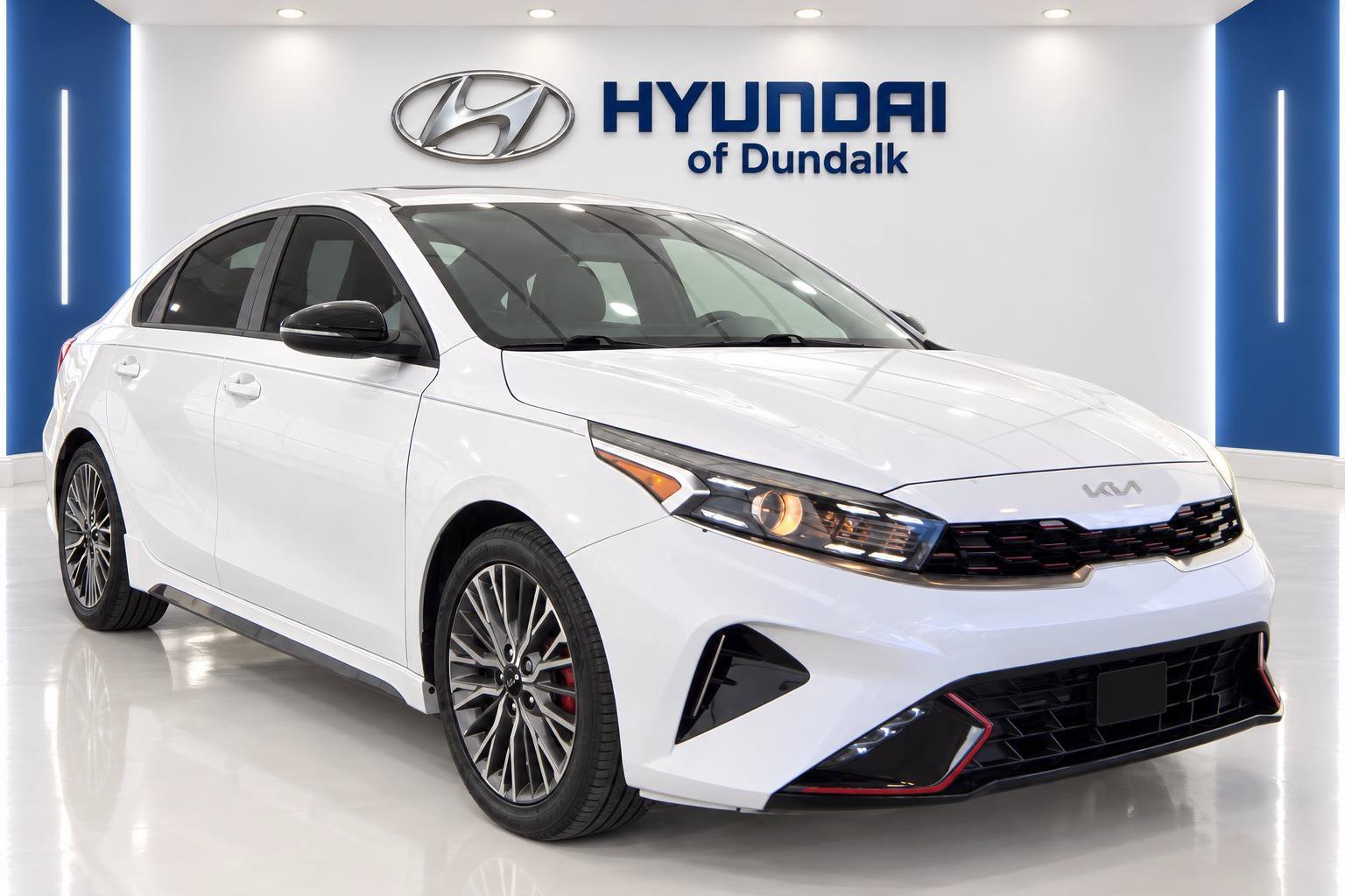 Used 2022 White Kia GT-Line image 3