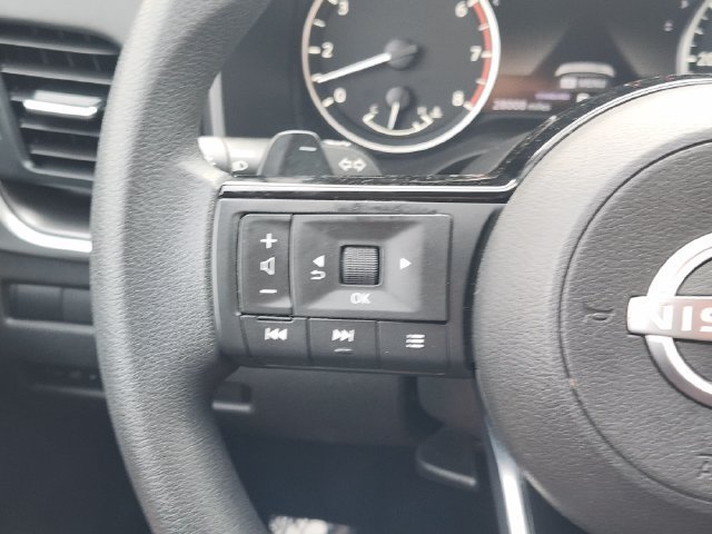 Used 2023 Gray Nissan SV image 28
