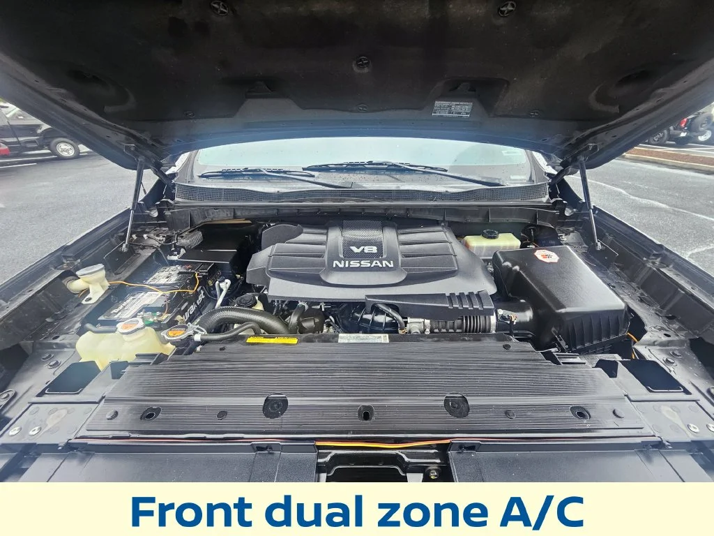 Used 2018 Gun Metallic Nissan SL image 26