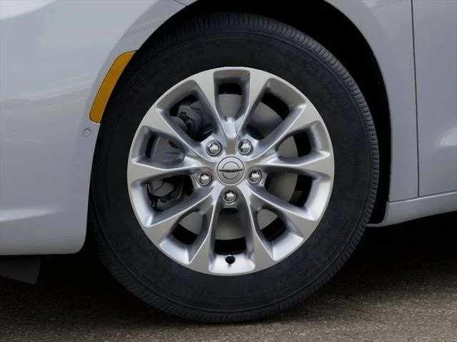 New 2026 Bright White Clear-Coat Exterior Paint Chrysler Select image 9